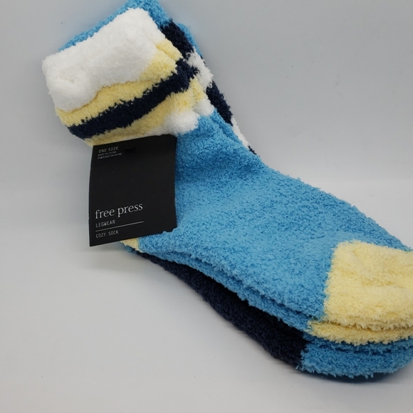 free press 2 Pair Soft Fuzzy Socks Blue Ether - Picture 2 of 4